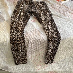 Chic Animal Print Leggings
